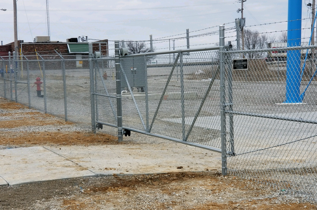 Cantilever Slide Gate